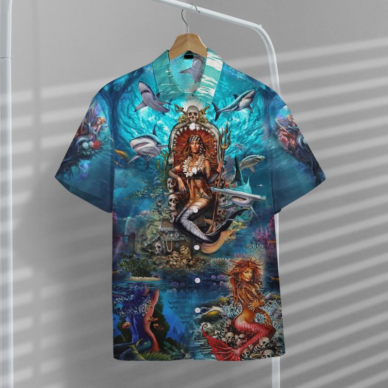 Mermaid In The Ocean Hawaiian Shirt